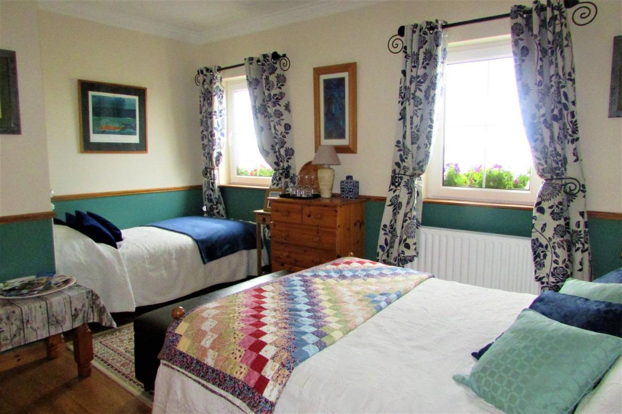 Breacan Cottage B&B Кинвара Екстериор снимка