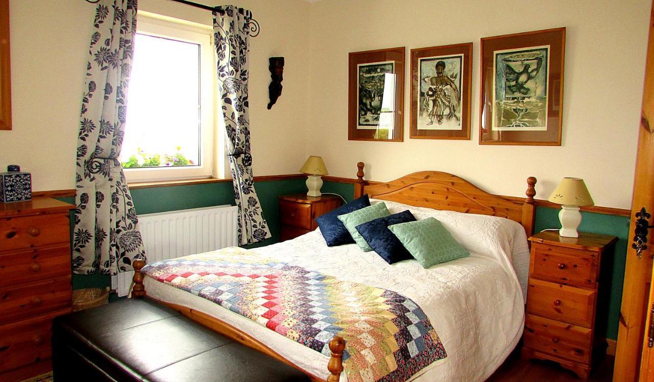 Breacan Cottage B&B Кинвара Екстериор снимка